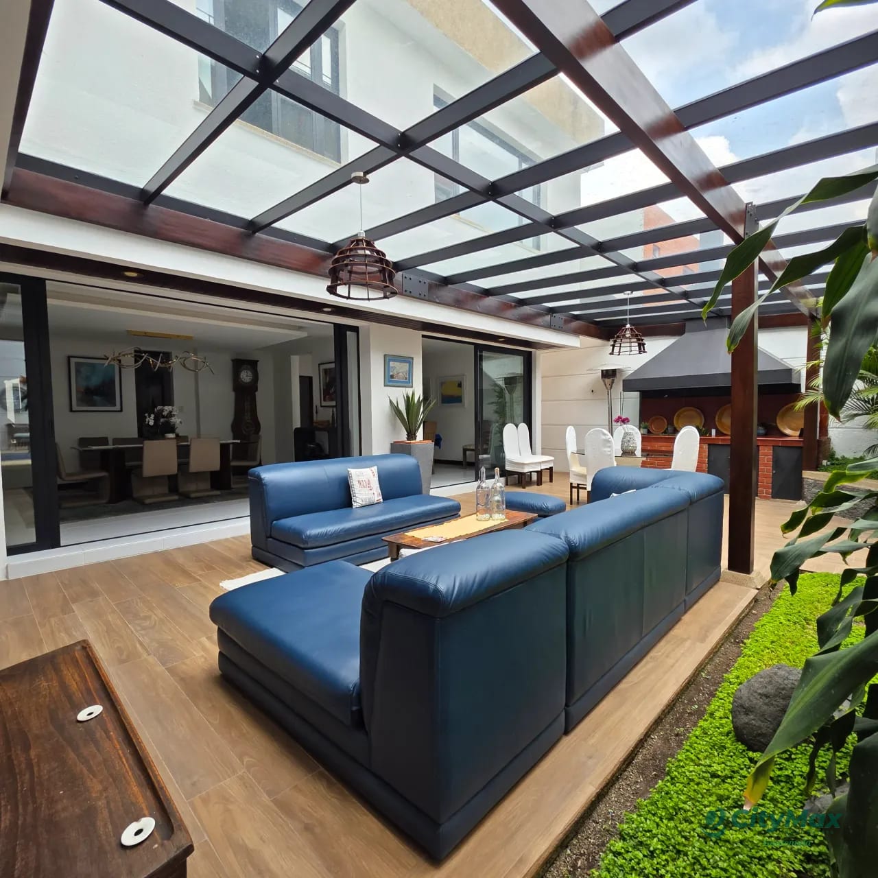 Exclusiva Casa en Venta en Zona 15 Guatemala — Casa en Venta en Vista Hermosa I, Zona 15, Guatemala, Ciudad — foto 1 de 16
