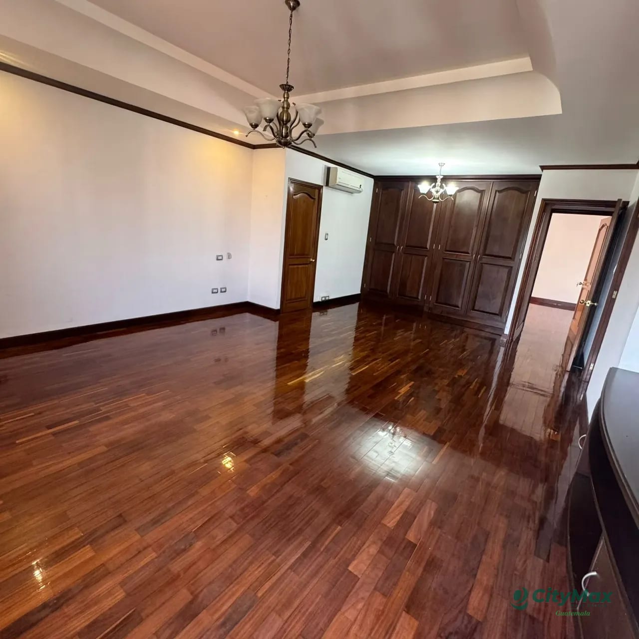 Penthouse en Venta zona 10 cerca de La Estación — Apartamento en Venta en Torre Castelar, Zona 10, Guatemala, Ciudad — foto 9 de 13