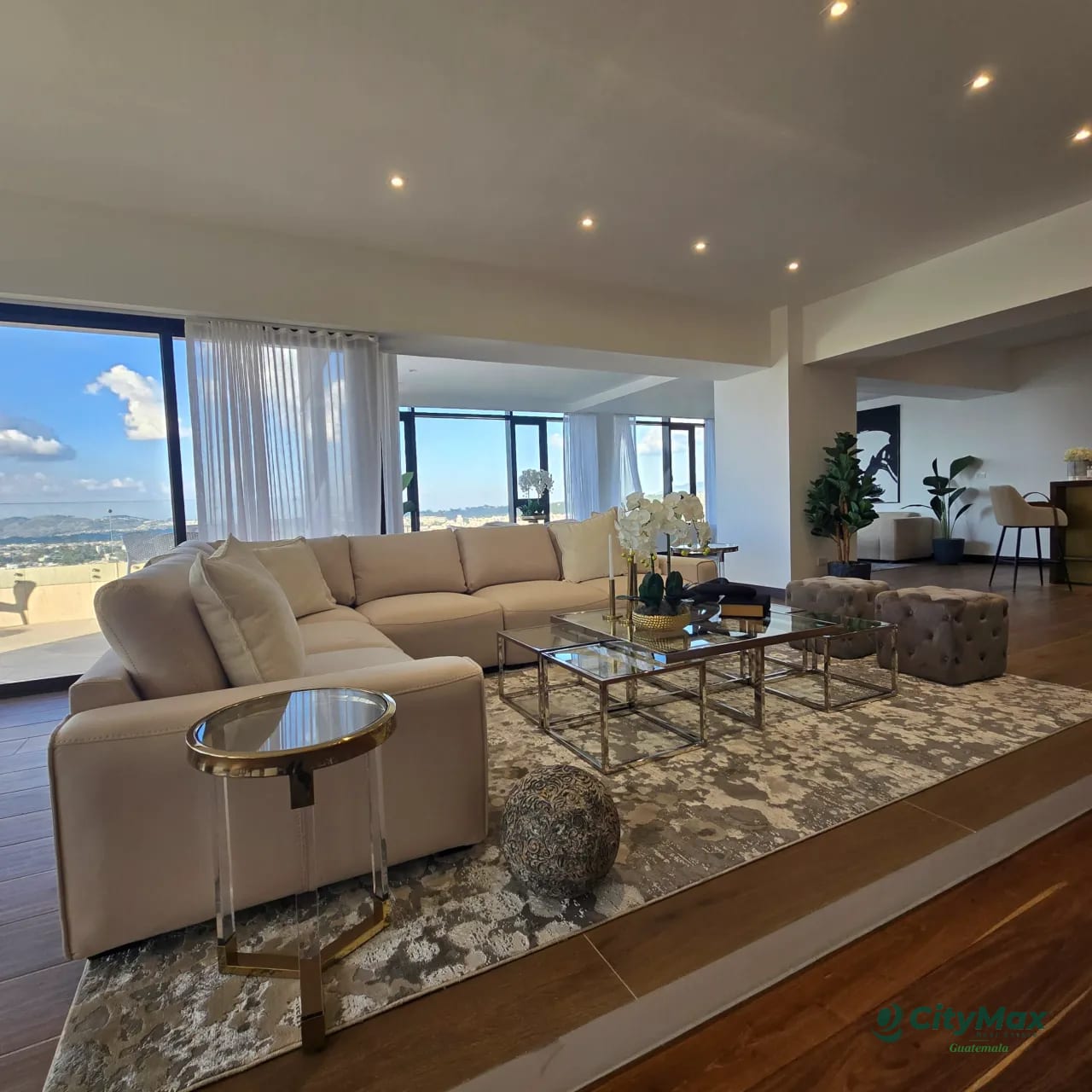 Penthouse de lujo Amueblado en Venta Zona 10 Guatemala — Apartamento en Venta en Milenia, Zona 10, Guatemala, Ciudad — foto 2 de 15