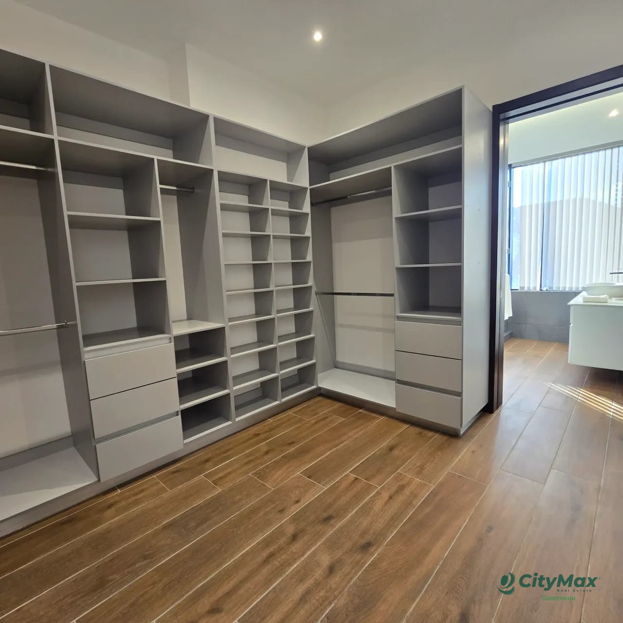 Penthouse de lujo Amueblado en Venta Zona 10 Guatemala — Apartamento en Venta en Milenia, Zona 10, Guatemala, Ciudad — foto 10 de 15