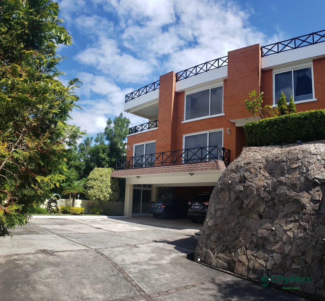 Casa en venta en San Lazaro para inversión — Casa en Venta en San Lázaro, Zona 15, Guatemala, Ciudad — foto 1 de 14