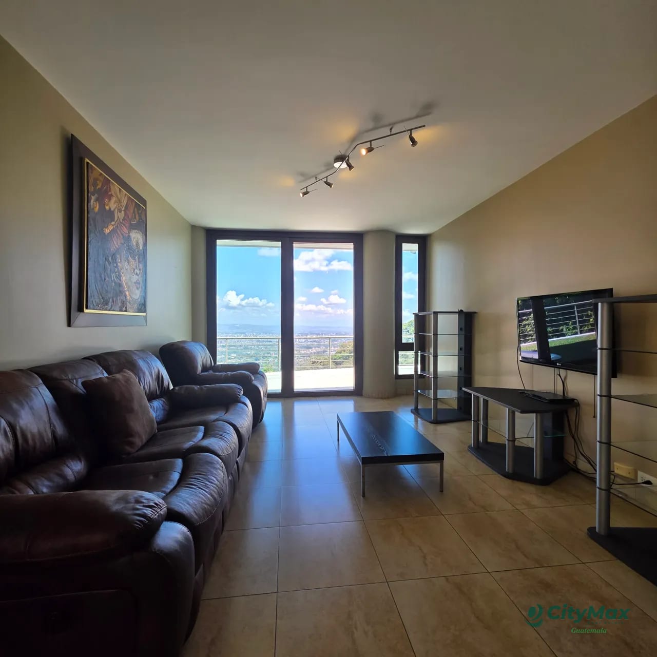 Lujosa Mansion en venta Las Nubes Ciudad Guatemala — Casa en Venta en km 11-15, Carretera a El Salvador, Guatemala, Ciudad — foto 5 de 9
