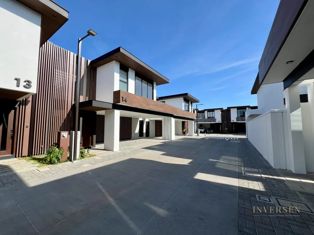 Casa para estrenar en venta en zona 10 - Molie — Casa en Venta en Zona 10, Guatemala, Ciudad — foto 1 de 15