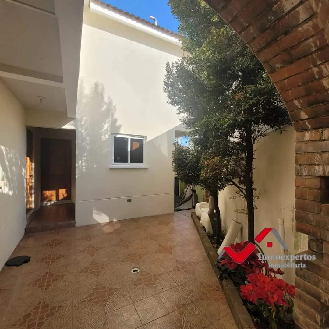 Casa en Venta San Cristóbal, Zona 8 de Mixco — Casa en Venta en San Raimundo, Guatemala, Ciudad — foto 3 de 17