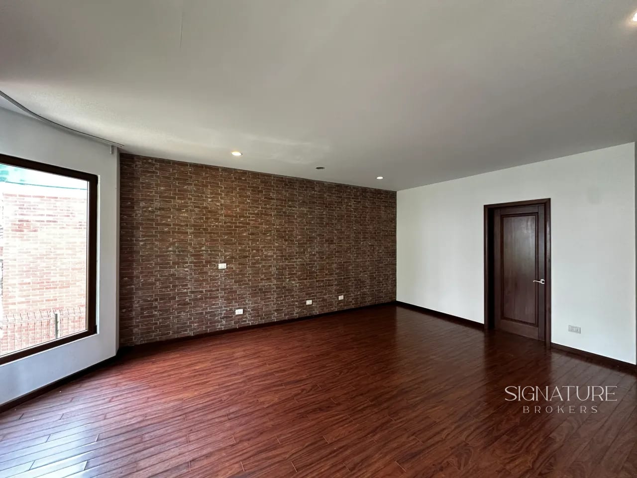 Casa en Venta - Puerta Grande, Km 14 CES — Casa en Venta en Puerta Grande, Carretera a El Salvador, Guatemala, Ciudad — foto 2 de 17