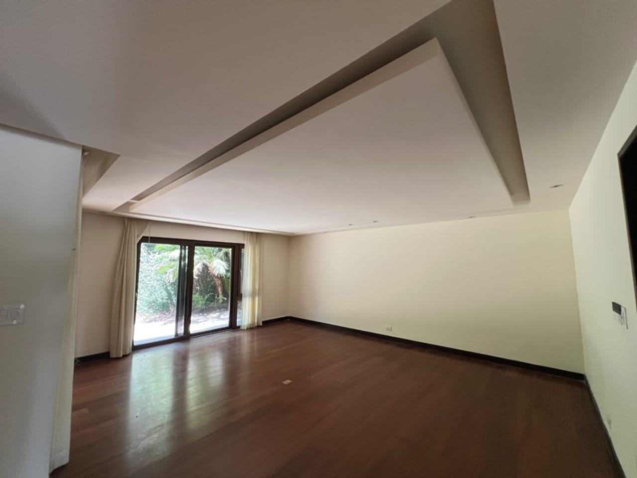 Casa Renta la Joya Zona 10 , 5 Dorm 600 MTS2 $4,350 — Casa en Alquiler en Zona 10, Guatemala, Ciudad — foto 16 de 17
