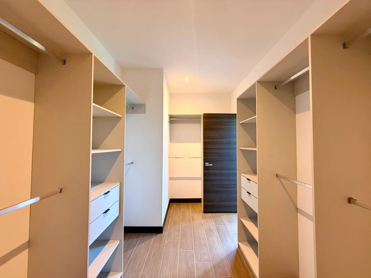 Apartamento en venta Spazio zona 15 — Apartamento en Venta en Zona 15, Guatemala, Ciudad — foto 5 de 17