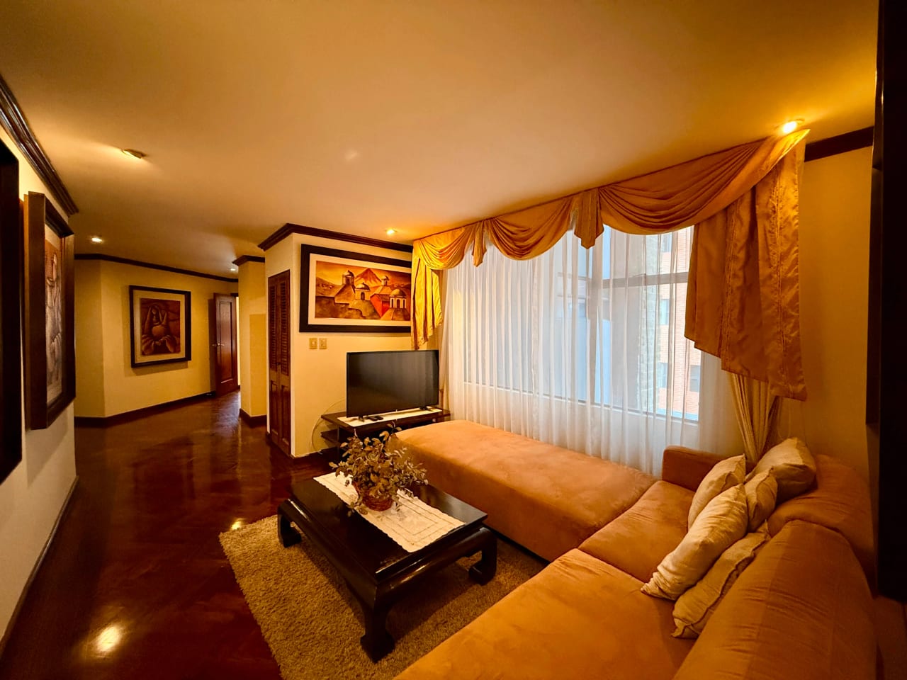 Apartamento amueblado en L'excellence zona 14 — Apartamento en Alquiler en Zona 14, Guatemala, Ciudad — foto 13 de 17