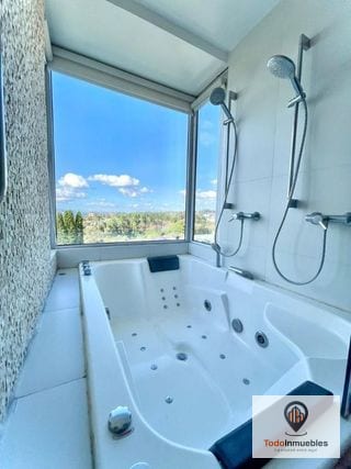 Apartamento Penthouse en Venta en zona 15 vh1 — Apartamento en Venta en Vista Hermosa I, Zona 15, Guatemala, Ciudad — miniatura 2 de 13