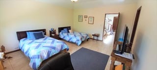 Cómoda Casa en Las Lomas km16.5 CAES — Casa en Venta en Carretera a El Salvador, Guatemala, Ciudad — miniatura 3 de 13