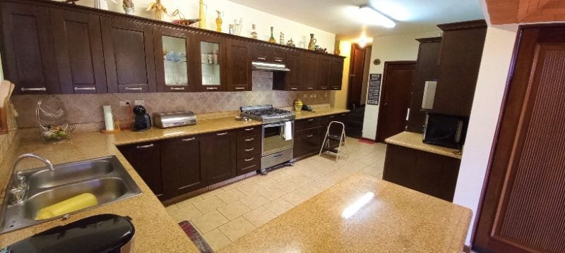 Cómoda Casa en Las Lomas km16.5 CAES — Casa en Venta en Carretera a El Salvador, Guatemala, Ciudad — foto 2 de 13
