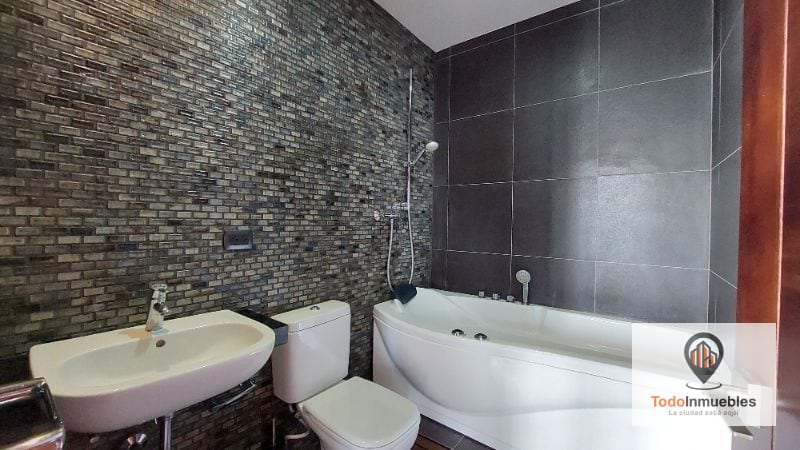 Apartamento Penthouse en Venta en zona 15 vh1 — Apartamento en Venta en Vista Hermosa I, Zona 15, Guatemala, Ciudad — foto 10 de 13