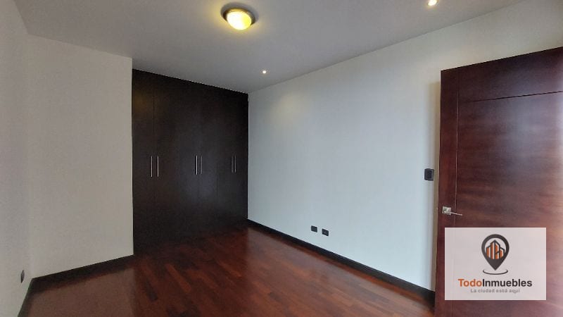 Apartamento Penthouse en Venta en zona 15 vh1 — Apartamento en Venta en Vista Hermosa I, Zona 15, Guatemala, Ciudad — foto 9 de 13