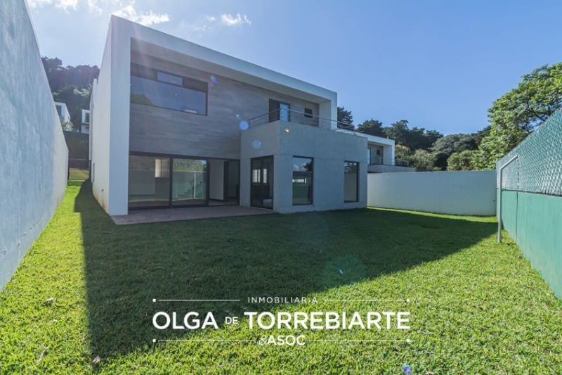 Casa en Condominio Portal Verde — Casa en Venta en Santa Catarina Pinula, Guatemala, Ciudad — foto 1 de 12