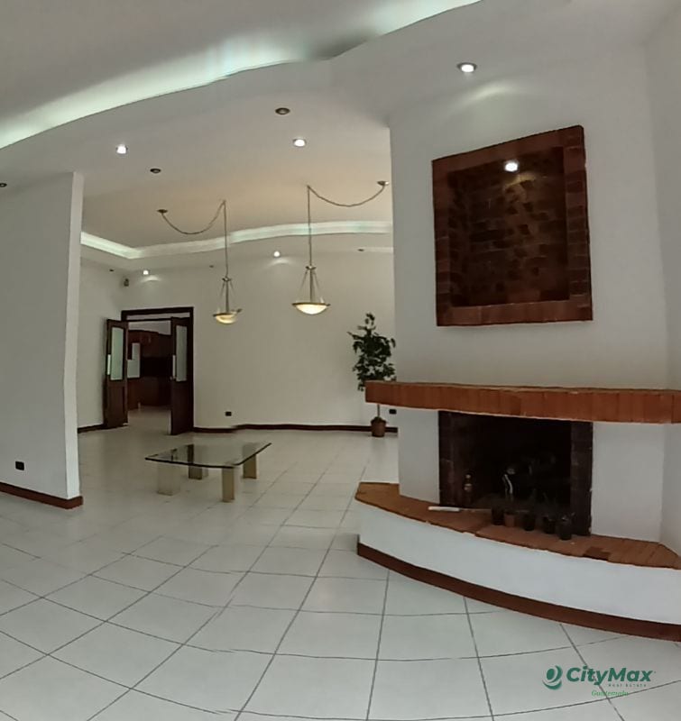 Casa Residencial en Venta en Zona 16 Kanajuyú II — Casa en Venta en Zona 16, Guatemala, Ciudad — foto 4 de 16