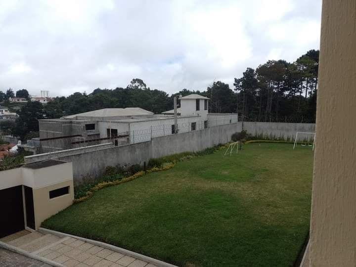 Hermosa Casa con Jardín Amplio — Casa en Venta en Fraijanes, Carretera a El Salvador, Guatemala, Ciudad — foto 4 de 9