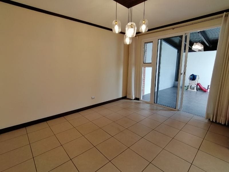 Casa en venta en Ensenada de San Isidro zona 16 — Casa en Alquiler en Ensenada de San Isidro, Zona 16, Guatemala, Ciudad — foto 7 de 12