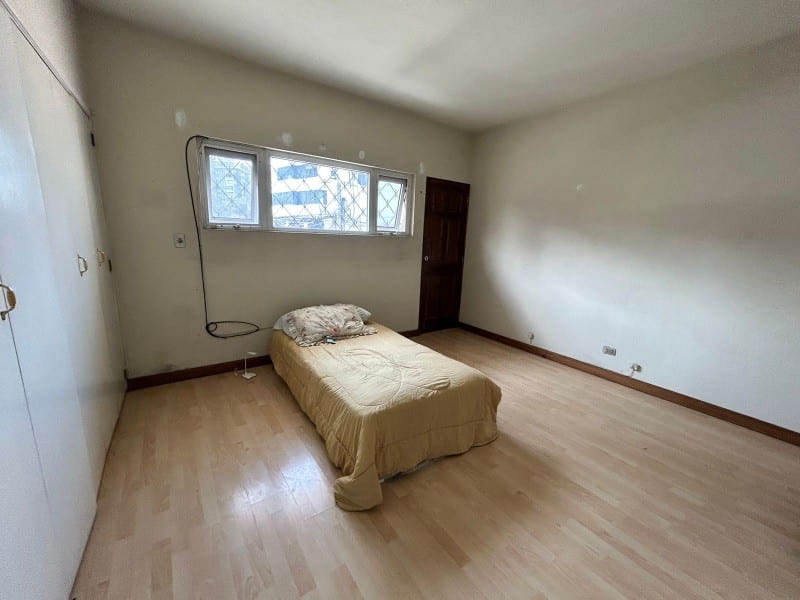 Casa en renta para vivienda u oficina zona 10 — Casa en Alquiler en Zona 10, Guatemala, Ciudad — foto 10 de 17