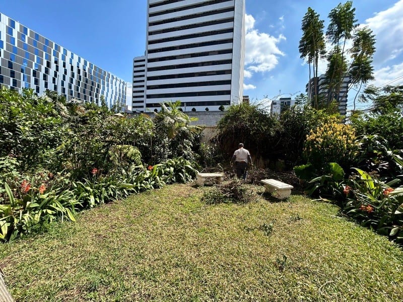 Casa en renta para vivienda u oficina zona 10 — Casa en Alquiler en Zona 10, Guatemala, Ciudad — foto 17 de 17