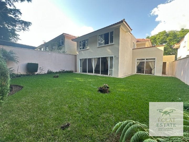 Casa con Amplio Jardín en Alquiler en Portal del Bosque 1, Carretera a El Salvador Km 22.5 — Casa en Alquiler en Portal del Bosque, Carretera a El Salvador, Guatemala, Ciudad — foto 5 de 13