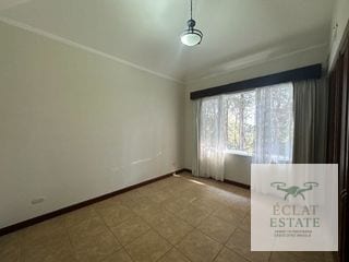 Casa con Amplio Jardín en Alquiler en Portal del Bosque 1, Carretera a El Salvador Km 22.5 — Casa en Alquiler en Portal del Bosque, Carretera a El Salvador, Guatemala, Ciudad — miniatura 8 de 13