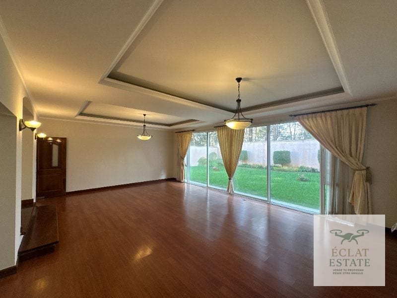Casa con Amplio Jardín en Alquiler en Portal del Bosque 1, Carretera a El Salvador Km 22.5 — Casa en Alquiler en Portal del Bosque, Carretera a El Salvador, Guatemala, Ciudad — foto 12 de 13