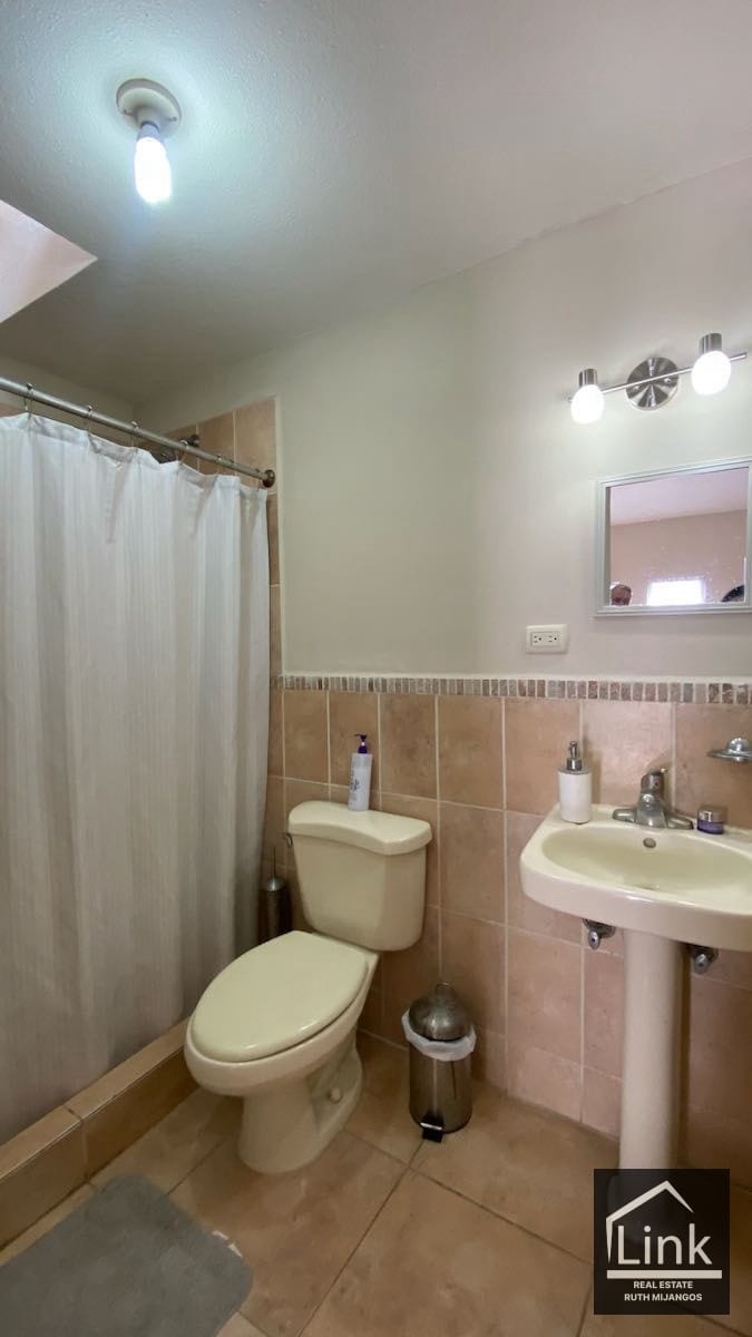 Casa en venta en El naranjo Real Victoria — Casa en Venta en Condado Naranjo, Zona 4 Mixco, Guatemala, Ciudad — foto 4 de 9