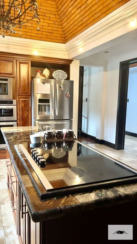 Vendo/rento Casa Amueblada en KM 14.5 Carretera al Salvador Condominio la Española — Casa en Venta en km 11-15, Carretera a El Salvador, Guatemala, Ciudad — foto 4 de 17