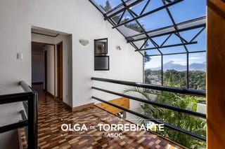 Casa en Lomas del Bosque — Casa en Venta en Santa Catarina Pinula, Guatemala, Ciudad — miniatura 7 de 15