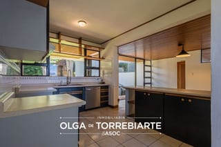 Casa en Lomas del Bosque — Casa en Venta en Santa Catarina Pinula, Guatemala, Ciudad — miniatura 8 de 15