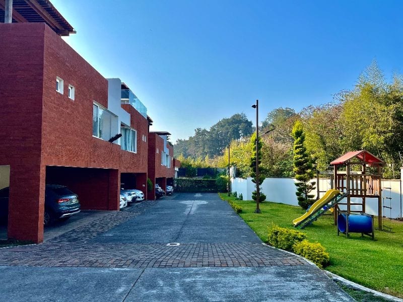 Casa en venta en la Montaña dentro de condominio pequeño — Casa en Venta en Zona 16, Guatemala, Ciudad — foto 12 de 12