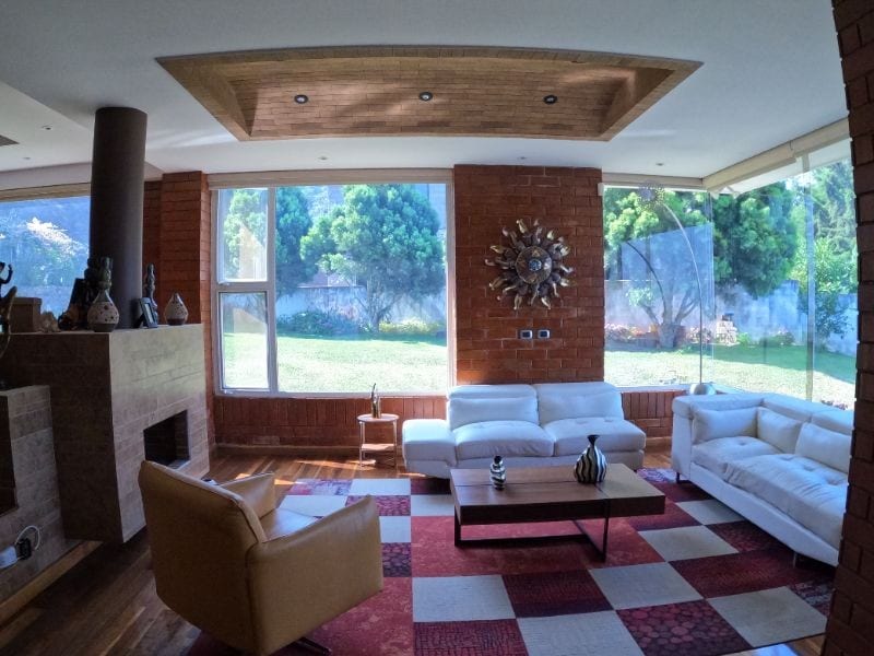 Vendo Lujosa y Amplia Propiedad en Residencial Alto Valle, dentro de El Socorro Km. 12.7 Carretera a El Salvador — Casa en Venta en Alto Valle, Carretera a El Salvador, Guatemala, Ciudad — foto 4 de 17
