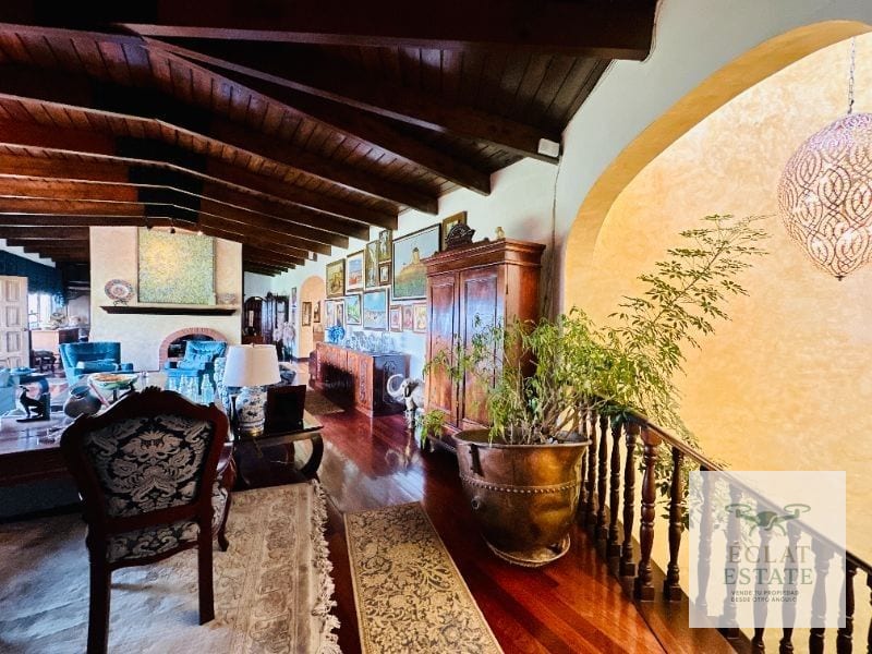 Excepcional Casa Residencial En Renta En San Rafael 1, Km 9 CAES: Grandiosidad y Elegancia en 1,025 m² — Casa en Alquiler en San Rafael, Carretera a El Salvador, Guatemala, Ciudad — foto 3 de 17