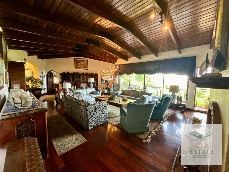 Excepcional Casa Residencial En Renta En San Rafael 1, Km 9 CAES: Grandiosidad y Elegancia en 1,025 m² — Casa en Alquiler en San Rafael, Carretera a El Salvador, Guatemala, Ciudad — foto 10 de 17