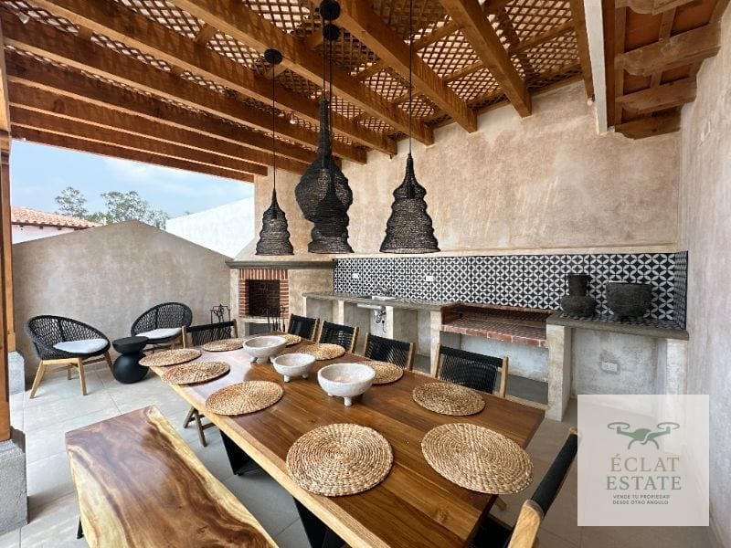 Casa en Venta en Los Franciscanos, Antigua Guatemala: Lujo y Confort — Casa en Venta en Ciudad Vieja, Sacatepéquez — foto 10 de 17
