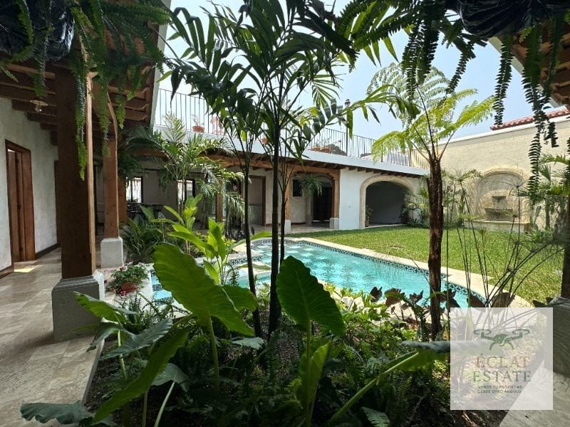 Casa en Venta en Los Franciscanos, Antigua Guatemala: Lujo y Confort — Casa en Venta en Ciudad Vieja, Sacatepéquez — foto 5 de 17