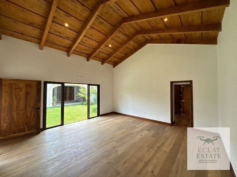 Casa en Venta en Los Franciscanos, Antigua Guatemala: Lujo y Confort — Casa en Venta en Ciudad Vieja, Sacatepéquez — foto 11 de 17