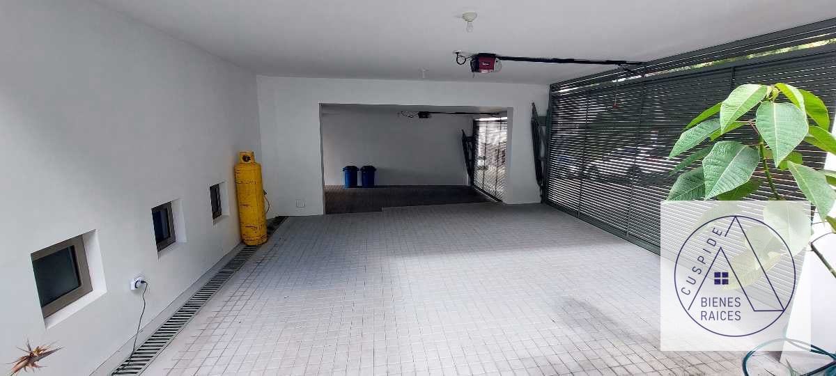 Zona 16 Las Cumbres vendo casa de lujo — Casa en Venta en Las Cumbres, Zona 16, Guatemala, Ciudad — foto 4 de 10