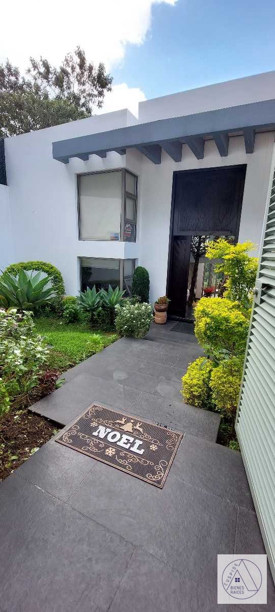 Zona 16 Las Cumbres vendo casa de lujo — Casa en Venta en Las Cumbres, Zona 16, Guatemala, Ciudad — foto 2 de 10