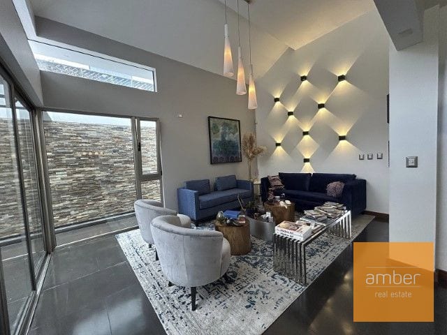 Casa Km. 14.1 CES, Residencial Casa Bella (fuera de garita) — Casa en Venta en Casa Bella, Carretera a El Salvador, Guatemala, Ciudad — foto 3 de 10