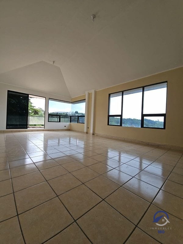 Casa en Venta en Residenciales San Antonio, Km 16-5, CAES. — Casa en Venta en San Antonio, Carretera a El Salvador, Guatemala, Ciudad — foto 3 de 12