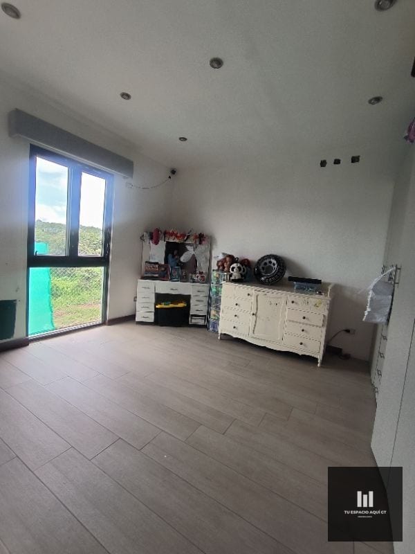 Casa Grande en Venta Zona 16 — Casa en Venta en Hacienda Real, Zona 16, Guatemala, Ciudad — foto 12 de 17
