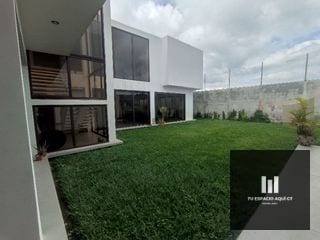 Casa Grande en Venta Zona 16 — Casa en Venta en Hacienda Real, Zona 16, Guatemala, Ciudad — miniatura 7 de 17