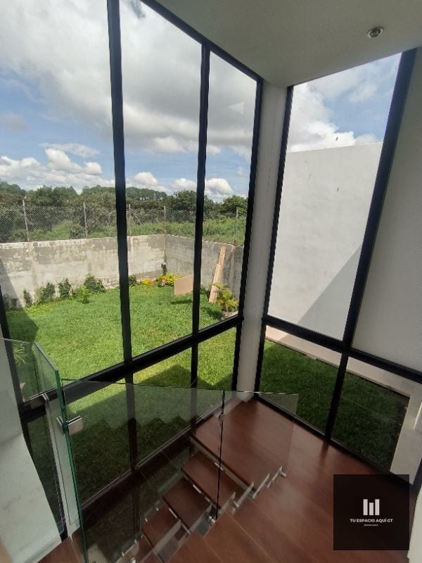 Casa Grande en Venta Zona 16 — Casa en Venta en Hacienda Real, Zona 16, Guatemala, Ciudad — foto 8 de 17