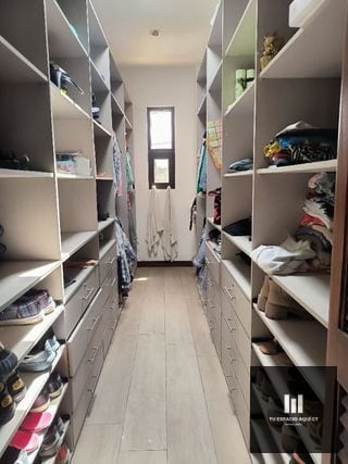 Casa Grande en Venta Zona 16 — Casa en Venta en Hacienda Real, Zona 16, Guatemala, Ciudad — miniatura 6 de 17
