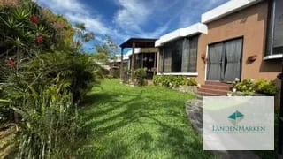 Venta de Casa con Extenso Terreno en San Cristobal Sector A10 — Casa en Venta en Zona 8 Mixco, Guatemala, Ciudad — miniatura 10 de 17
