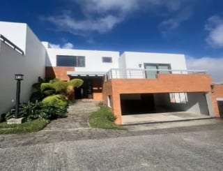 Casa en Venta Muxbal — Casa en Venta en Muxbal, Guatemala, Ciudad — miniatura 1 de 6