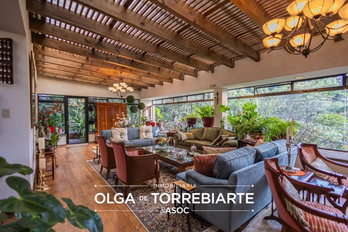 Casa en venta Lomas del Bosque — Casa en Venta en Santa Catarina Pinula, Guatemala, Ciudad — foto 1 de 15