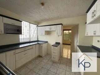 Amplia casa en venta en condominio Km 19 a San José Pinula — Casa en Venta en San José Pinula, Guatemala, Ciudad — miniatura 13 de 16