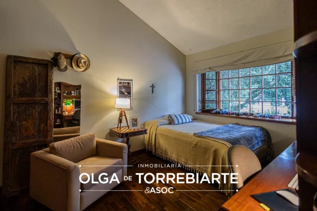 Casa en Residenciales La Cruz — Casa en Venta en Santa Catarina Pinula, Guatemala, Ciudad — foto 4 de 16
